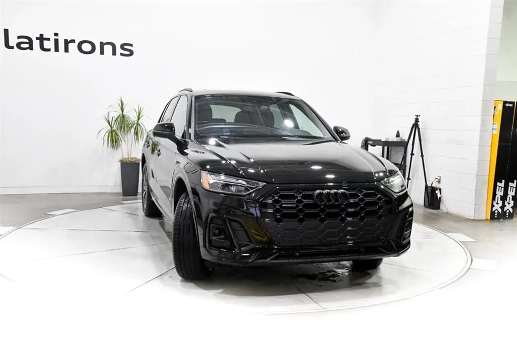 2024 Audi Q5 45 S line Premium photo 1