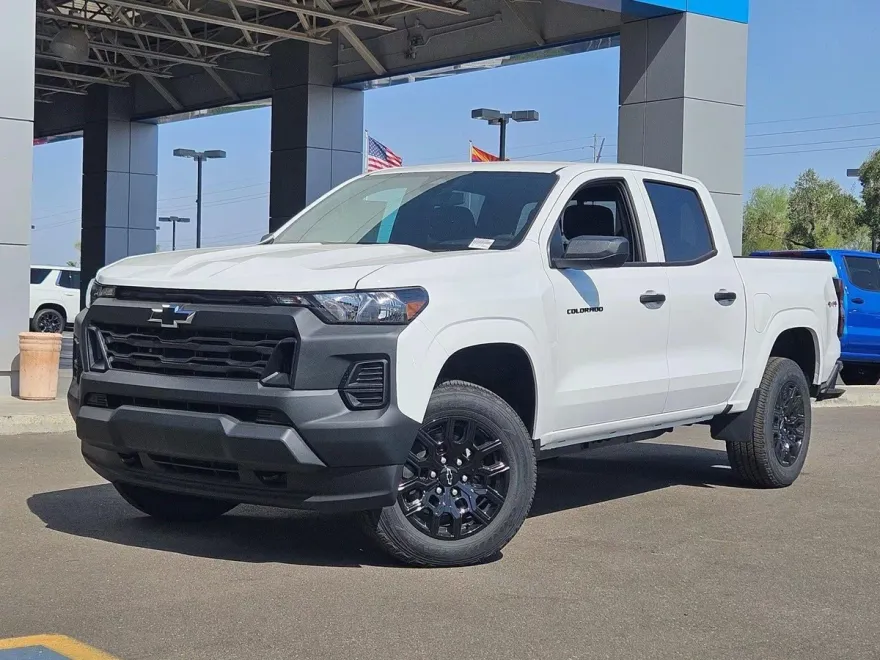 2026 Chevrolet Colorado Work Truck photo 1