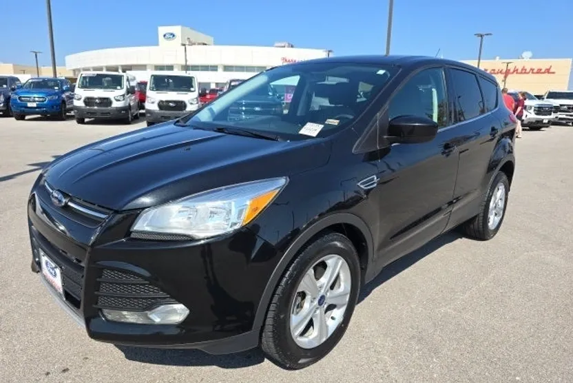 2014 Ford Escape SE photo 1