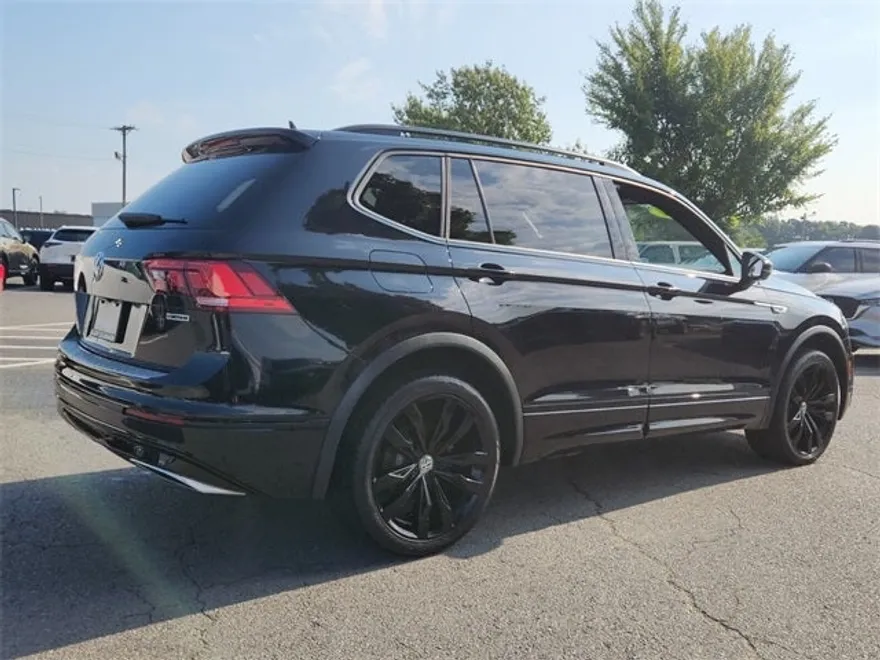 2021 Volkswagen Tiguan SE R-Line Black photo 1