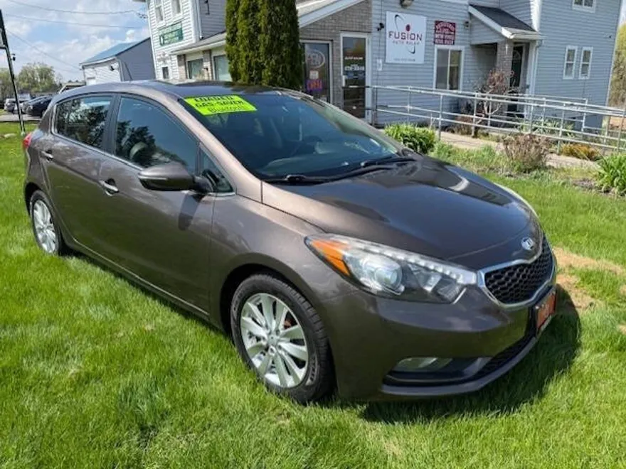 2014 Kia Forte LX EX photo 1