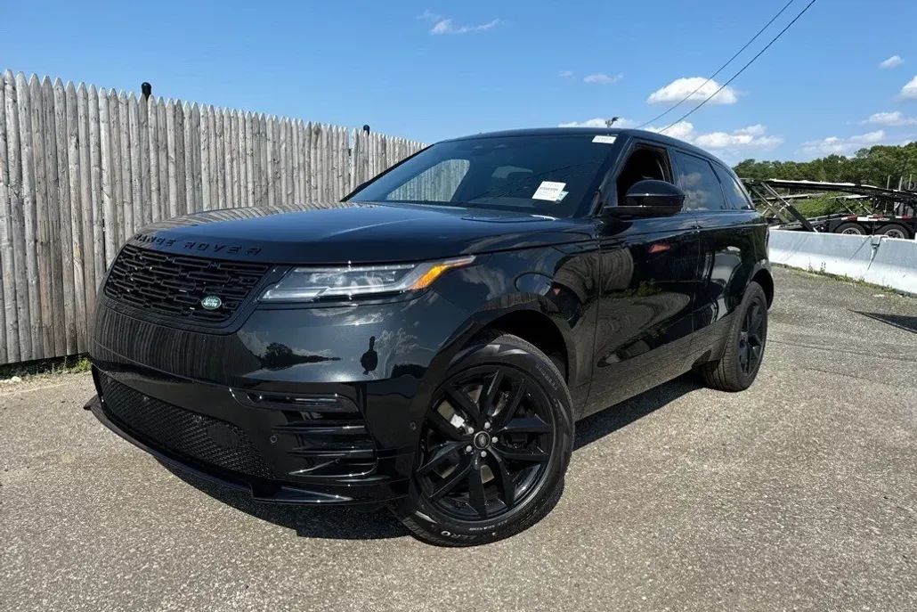 2026 Land Rover Range Rover Velar P250 Dynamic SE photo 1