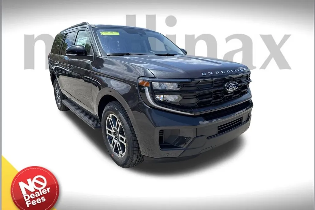 2025 Ford Expedition photo 1