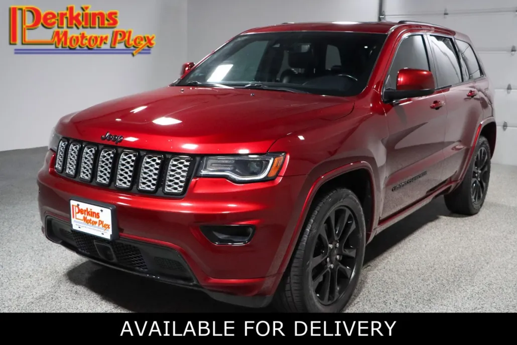 2020 Jeep Grand Cherokee Altitude photo 1