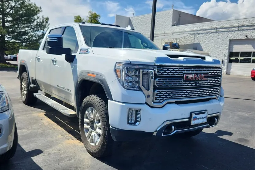 2022 Gmc Sierra 2500 HD Denali photo 1