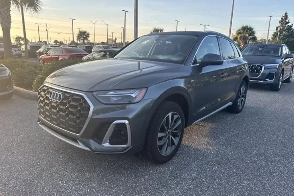 2025 Audi Q5 S line Premium Plus photo 1