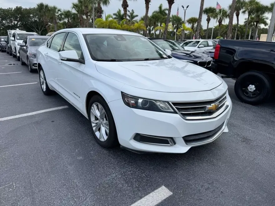 2015 Chevrolet Impala 2LT photo 1