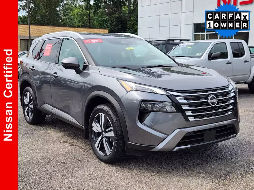 2024 Nissan Rogue SL photo 1