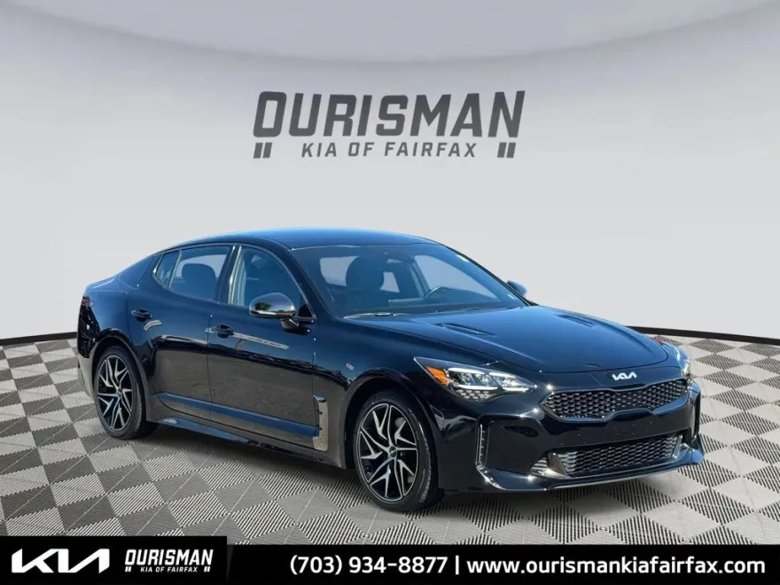 2022 Kia Stinger GT-Line photo 1