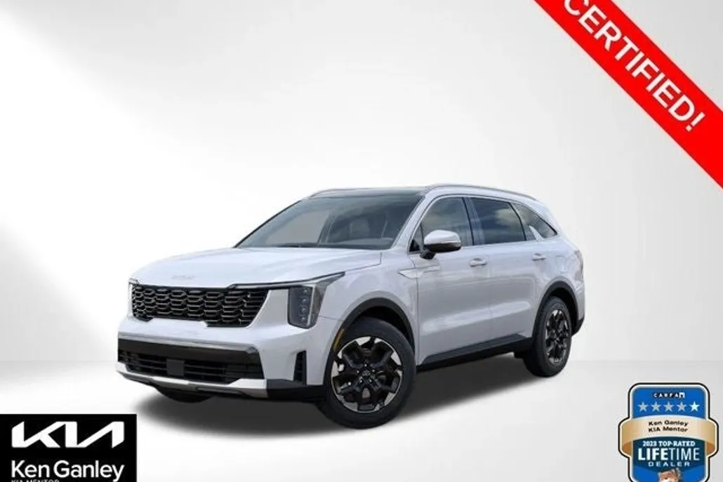 2025 Kia Sorento S photo 1
