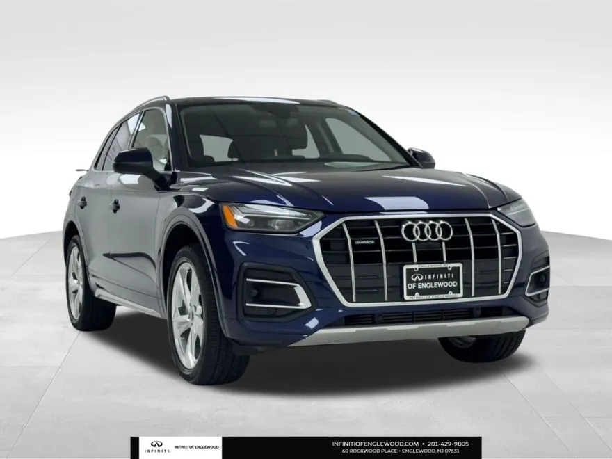 2021 Audi Q5 45 Premium Plus photo 1