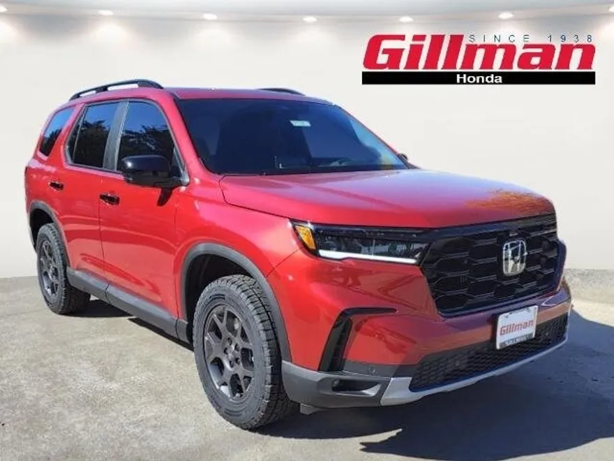 2025 Honda Pilot TrailSport photo 1