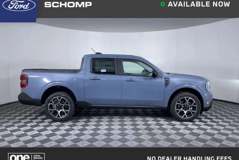 2025 Ford Maverick Lariat photo 1