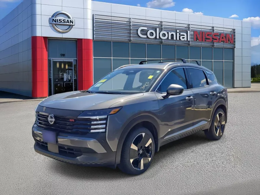 2025 Nissan Kicks SR photo 1