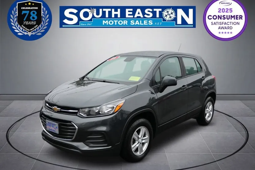 2019 Chevrolet Trax LS photo 1
