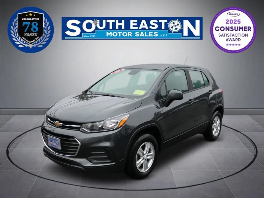 2019 Chevrolet Trax LS photo 1