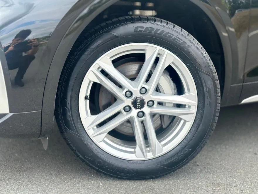 2024 Audi Q5 55 Premium Plus photo 1