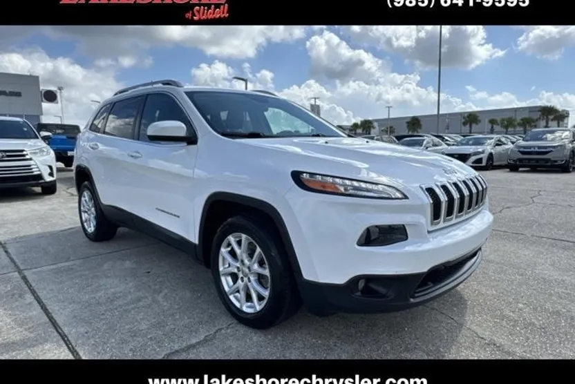 2018 Jeep Cherokee Latitude photo 1