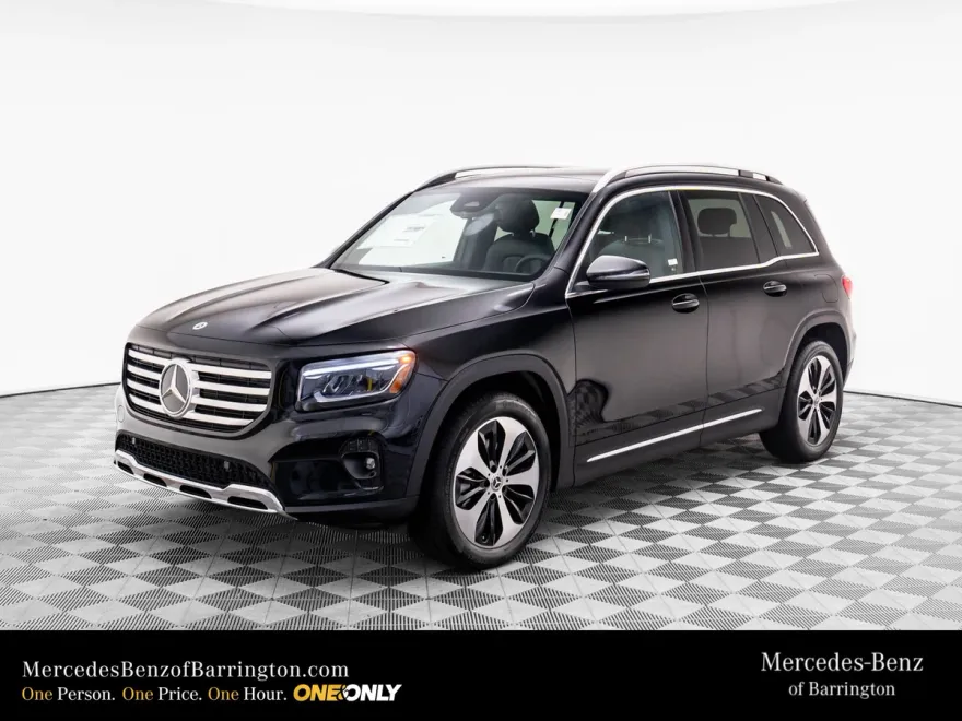 2026 Mercedes Benz GLB 250 4MATIC photo 1