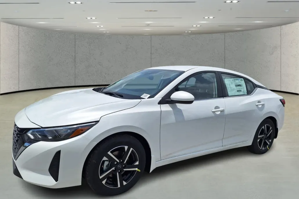 2025 Nissan Sentra SV photo 1