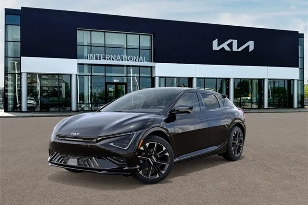 2025 Kia EV6 GT-Line photo 1