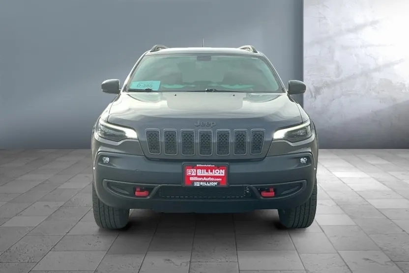 2019 Jeep Cherokee Trailhawk photo 1