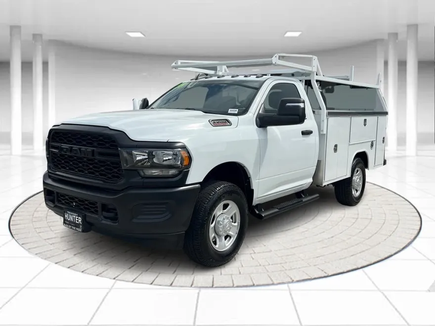 2023 Ram 3500 Tradesman photo 1