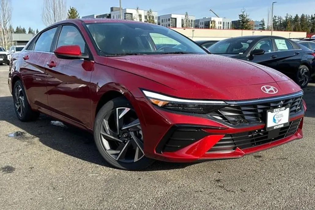 2025 Hyundai Elantra SEL Convenience photo 1