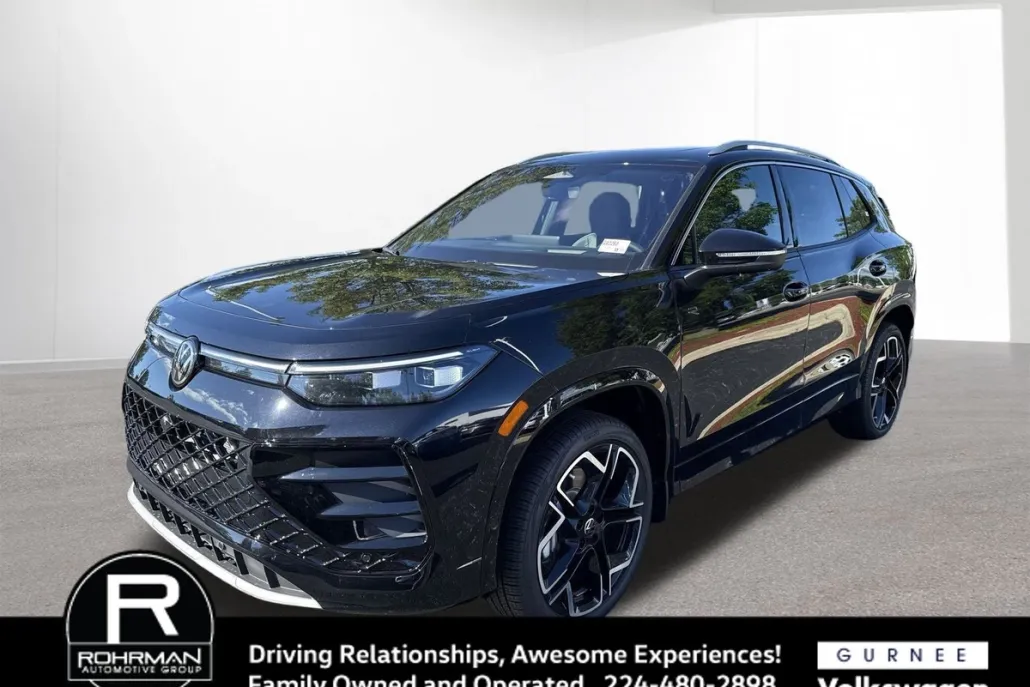 2025 Volkswagen Tiguan SEL R-Line Black photo 1