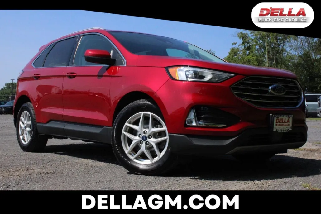 2021 Ford Edge SEL photo 1