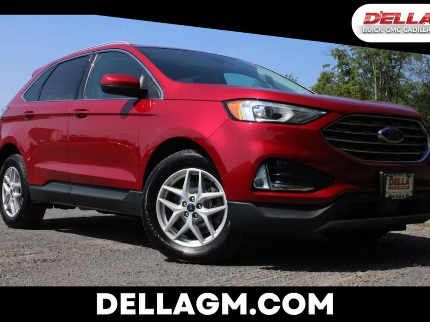 2021 Ford Edge SEL photo 1