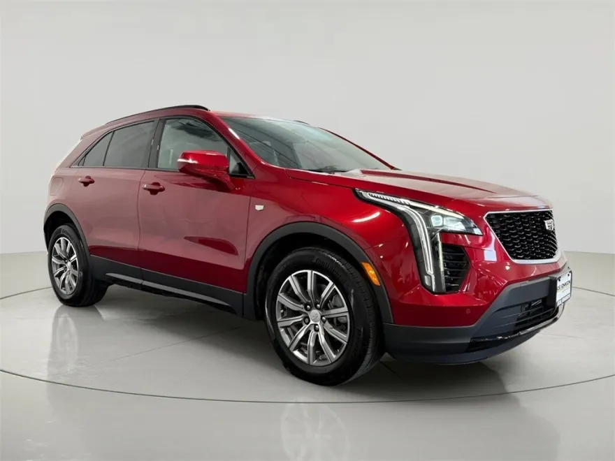 2023 Cadillac XT4 Sport photo 1