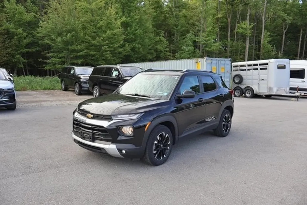 2022 Chevrolet Trailblazer LT photo 1