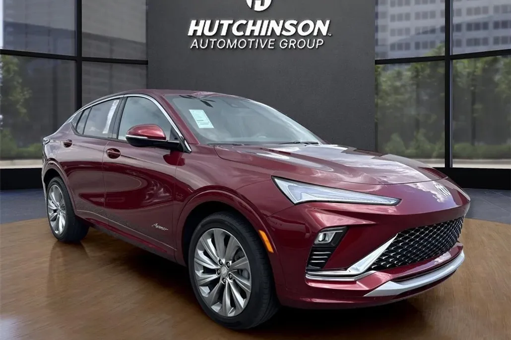 2024 Buick Envista Avenir photo 1