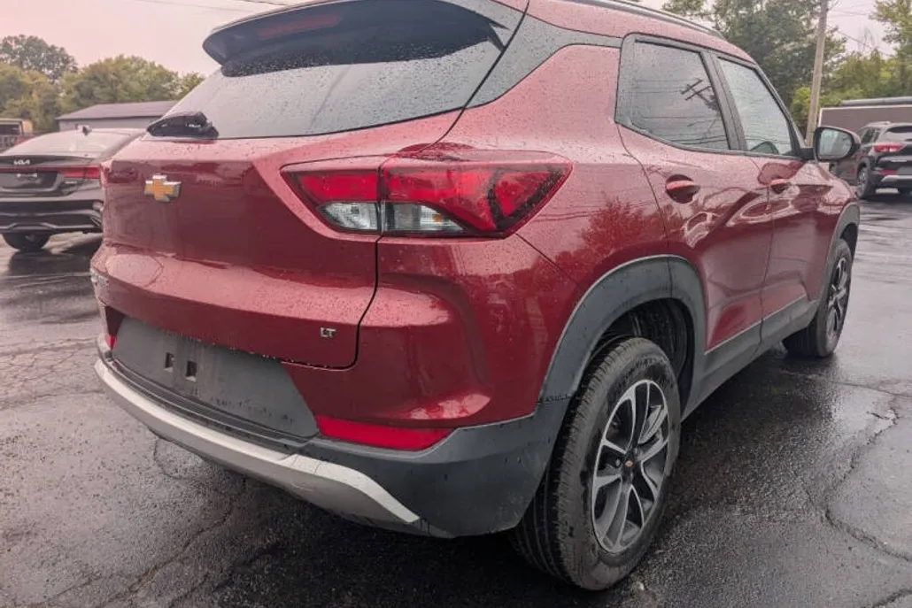 2025 Chevrolet Trailblazer LT photo 1