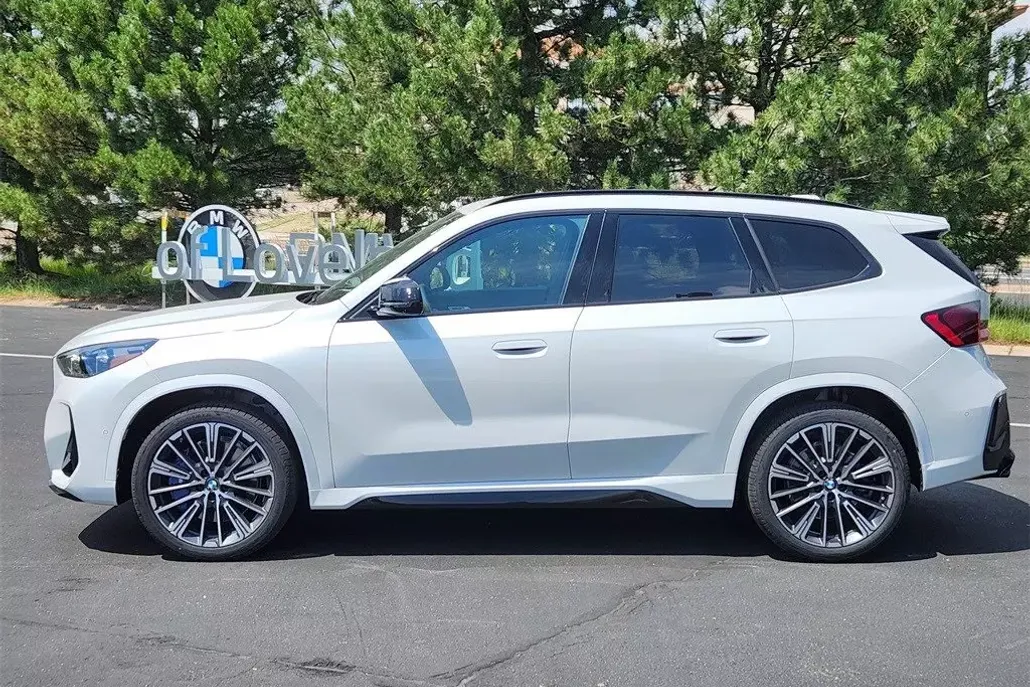 2025 Bmw X1 M35i photo 1
