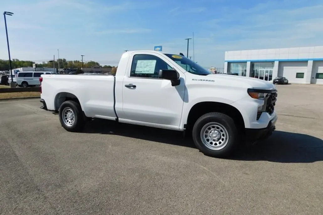 2026 Chevrolet Silverado 1500 photo 1