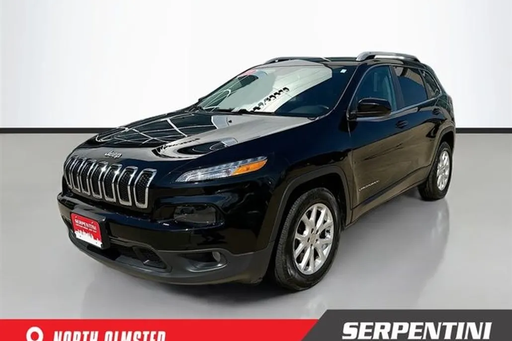2017 Jeep Cherokee Latitude photo 1