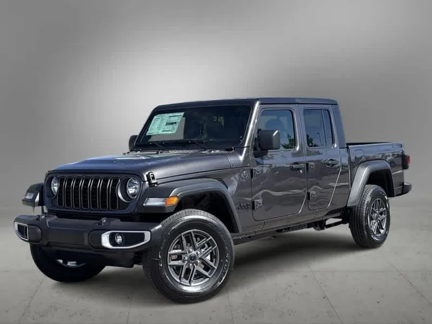 2025 Jeep Gladiator Sport S photo 1