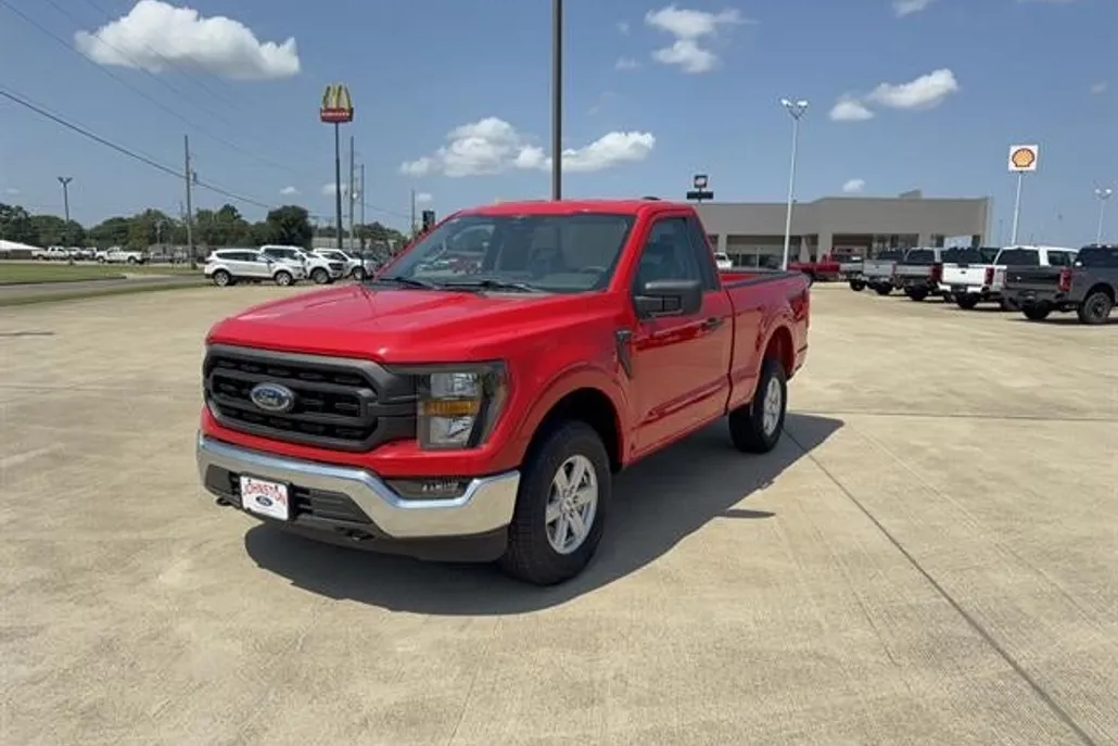 2023 Ford F-150 XL photo 1