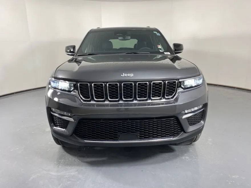 2024 Jeep Grand Cherokee Limited photo 1