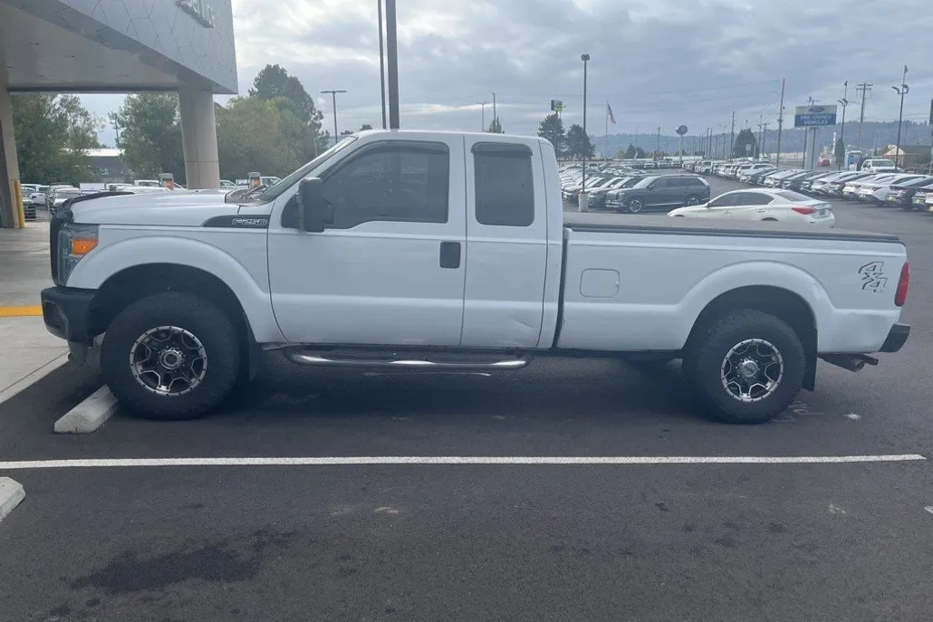 2016 Ford F-250 photo 1