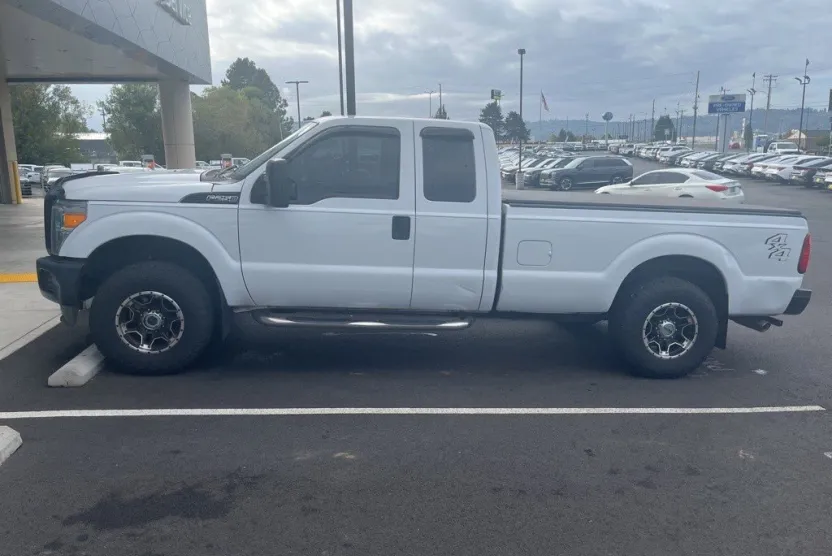 2016 Ford F-250 photo 1