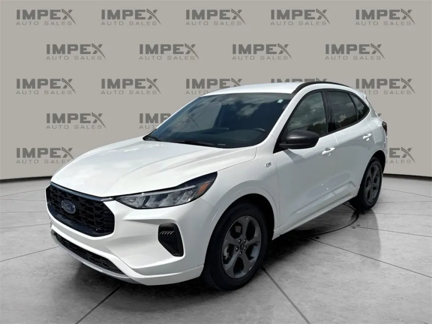2024 Ford Escape ST-Line photo 1