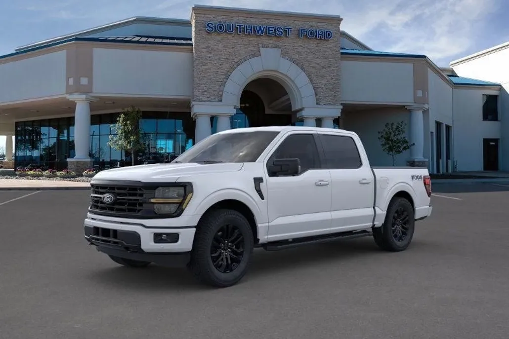 2025 Ford F-150 XLT photo 1