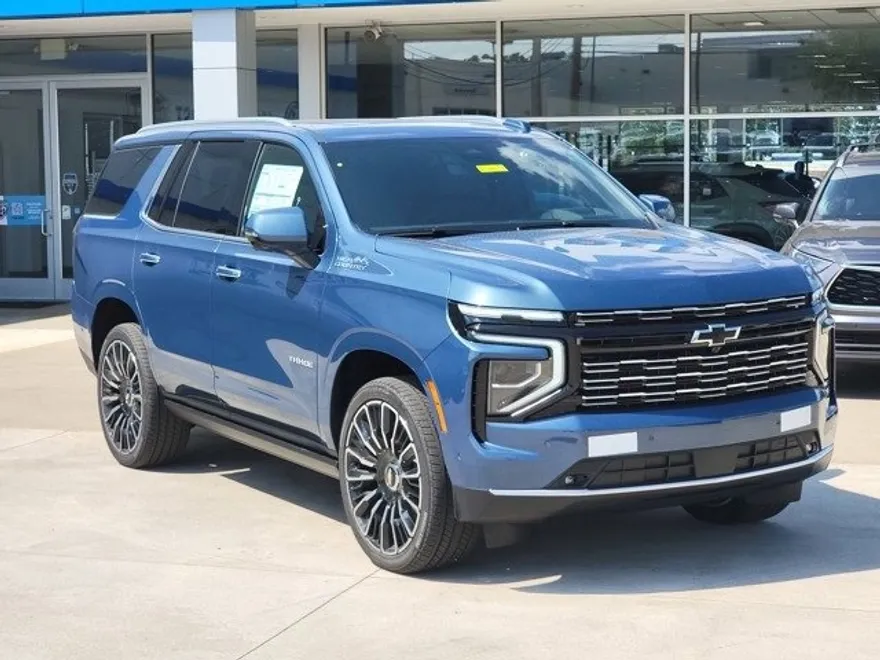 2025 Chevrolet Tahoe High Country photo 1