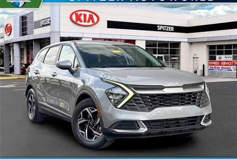 2023 Kia Sportage LX photo 1