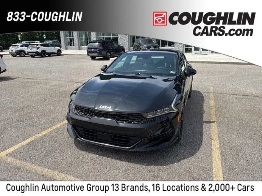 2022 Kia K5 GT-Line photo 1