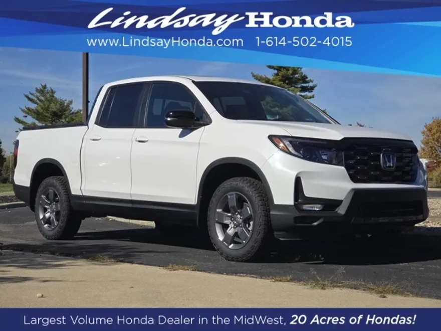 2025 Honda Ridgeline TrailSport photo 1