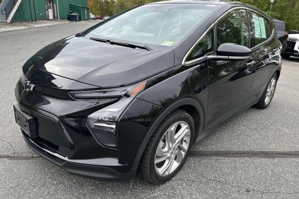 2023 Chevrolet Bolt EV 1LT photo 1